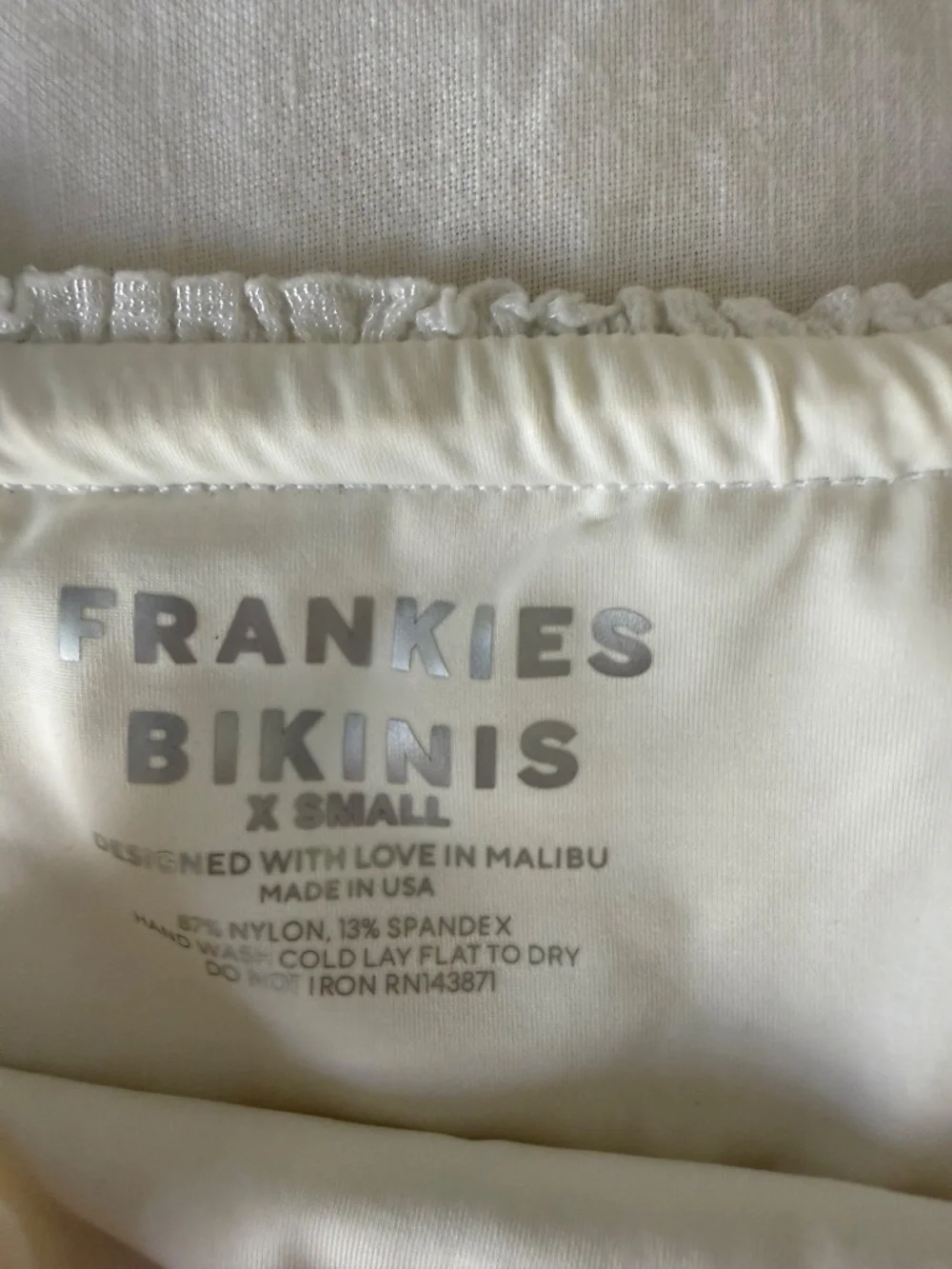 Frankies Bikinis xs this